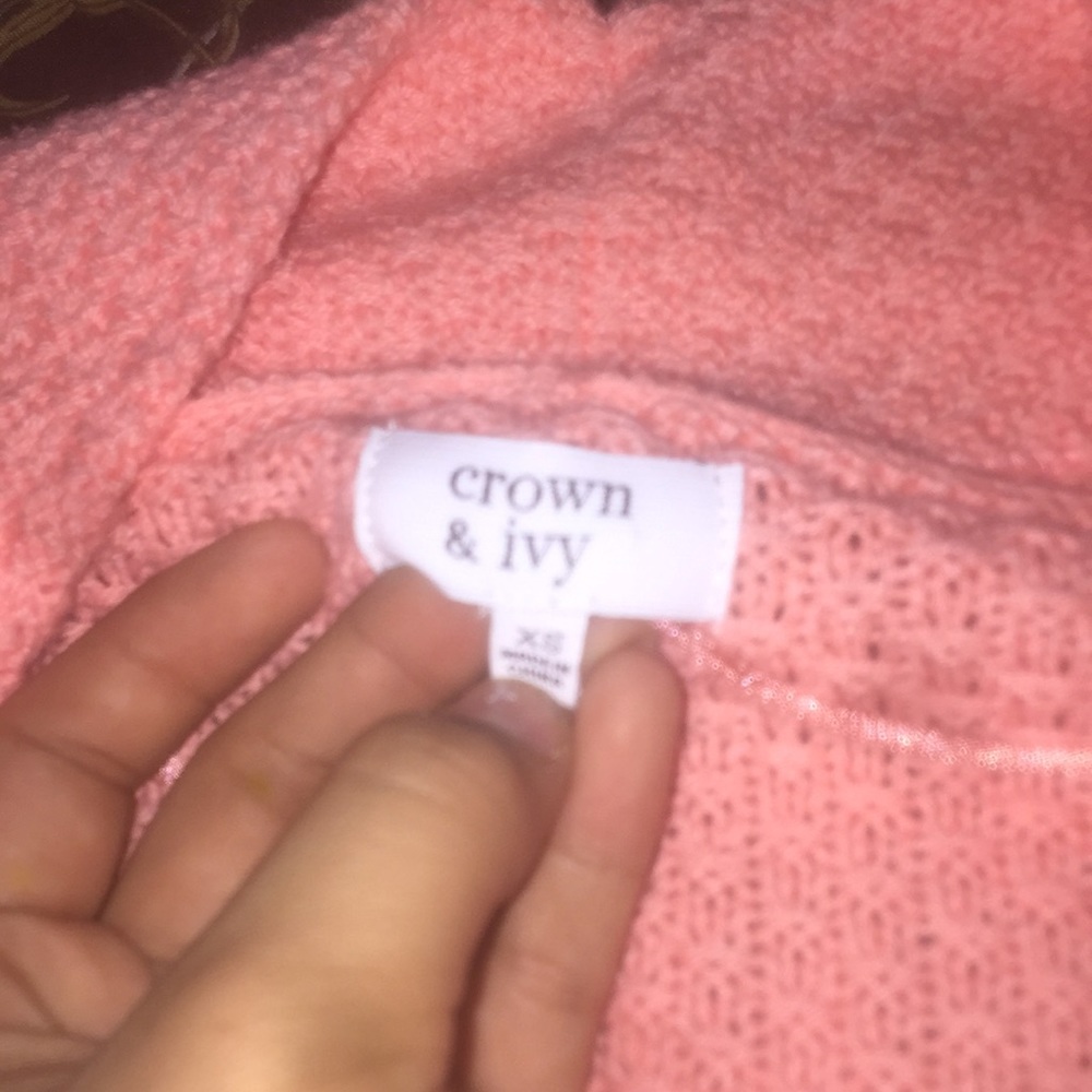 Pink  sweater - Picture 2 of 2